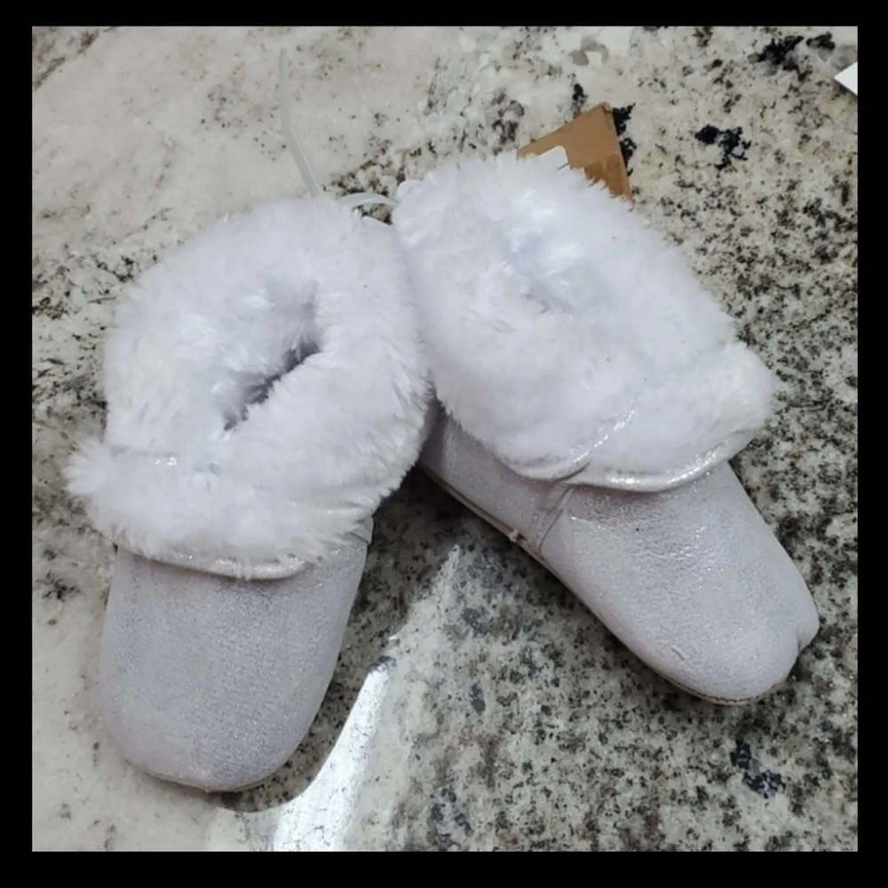 Stride Rite Shoes 6 - 12 month booties shoe boots white faux fur surprise baby
